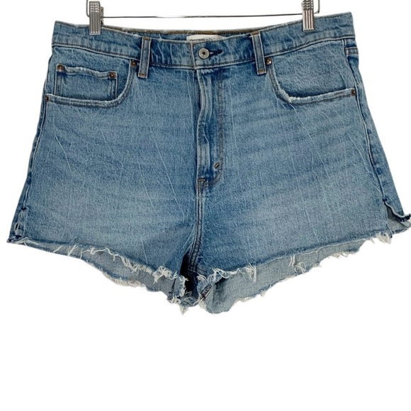 Abercrombie & Fitch High Rise Mom Shorts  Size 33 - Picture 3 of 10